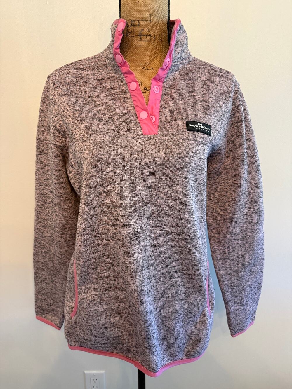 Simply Southern Heather Gray and Pink Snap Pullover Size Large